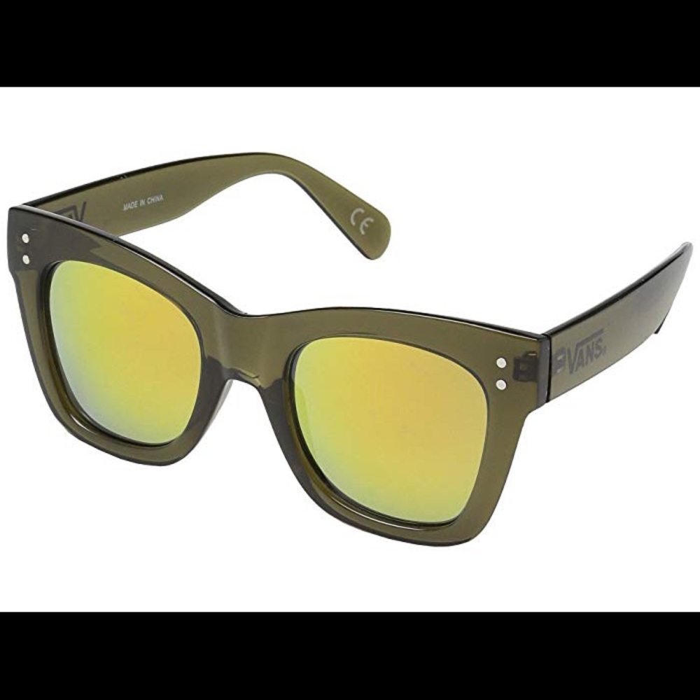 NWT Vans woman’s Sunny Daze Sunglasses Grape Retro